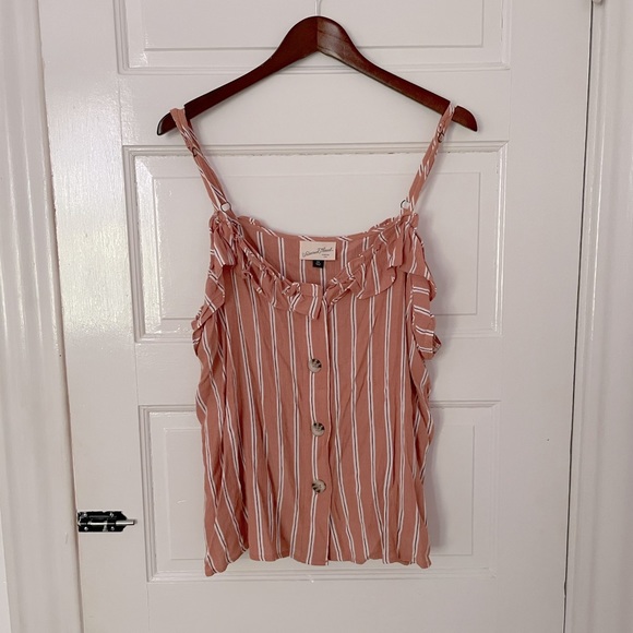 Womens Universal Thread Ruffle Button Up Tank Top - Picture 1 of 6